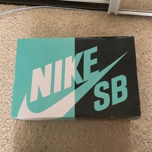 Nike SB Oakland athletic As (RARE)
